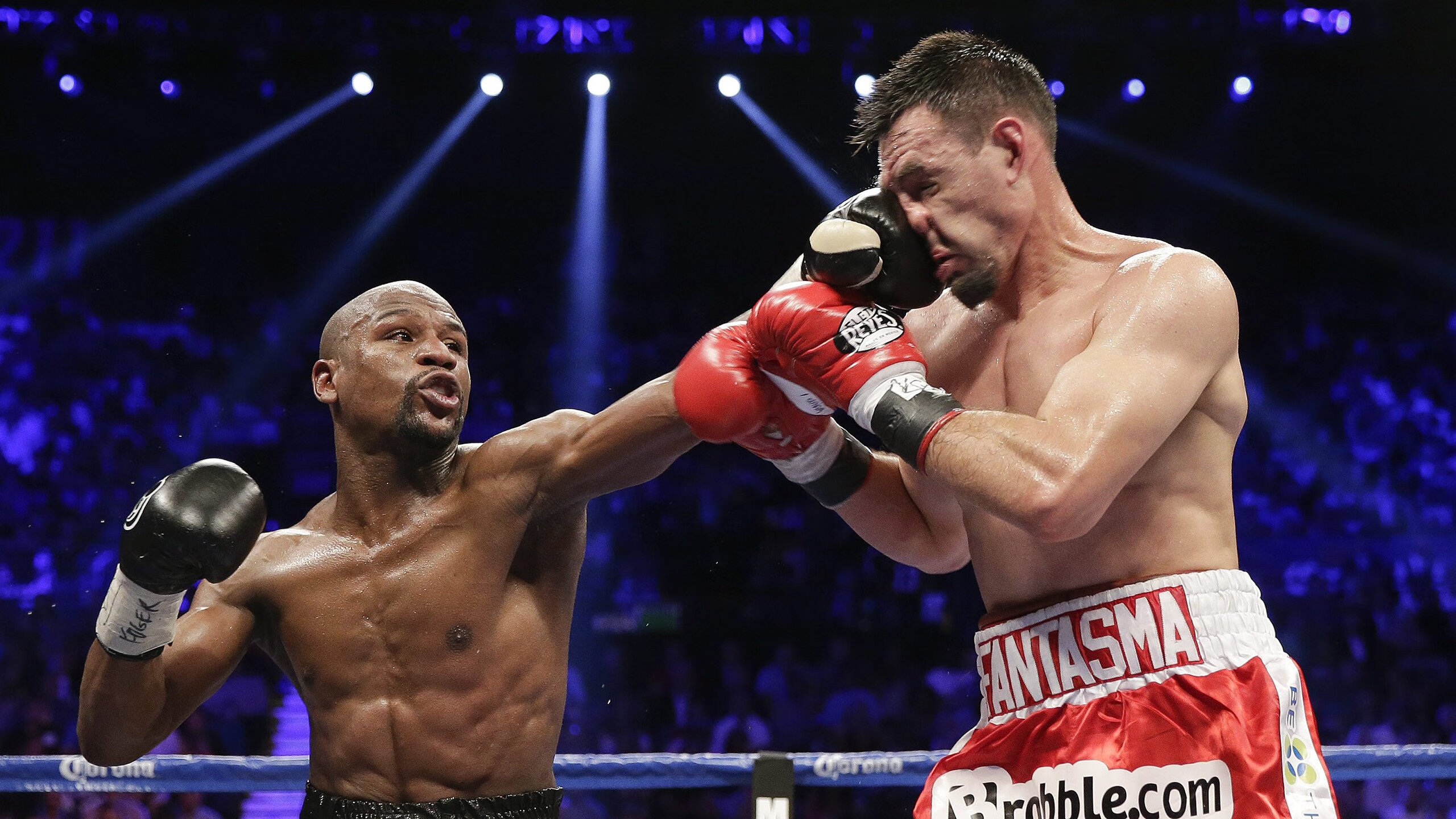 “胡利安·门德斯的球场统治力,带领美洲狮队冲击国际赛场”