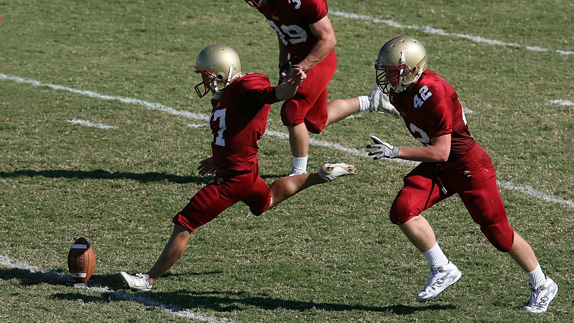 季风体验：在多变风向中考验运动员适应能力